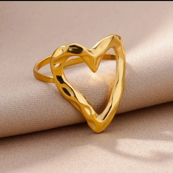 NEW! Resizable ring. Love ♥️ - Picture 1 of 8